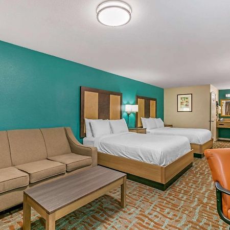 Rodeway Inn Мемфис Экстерьер фото