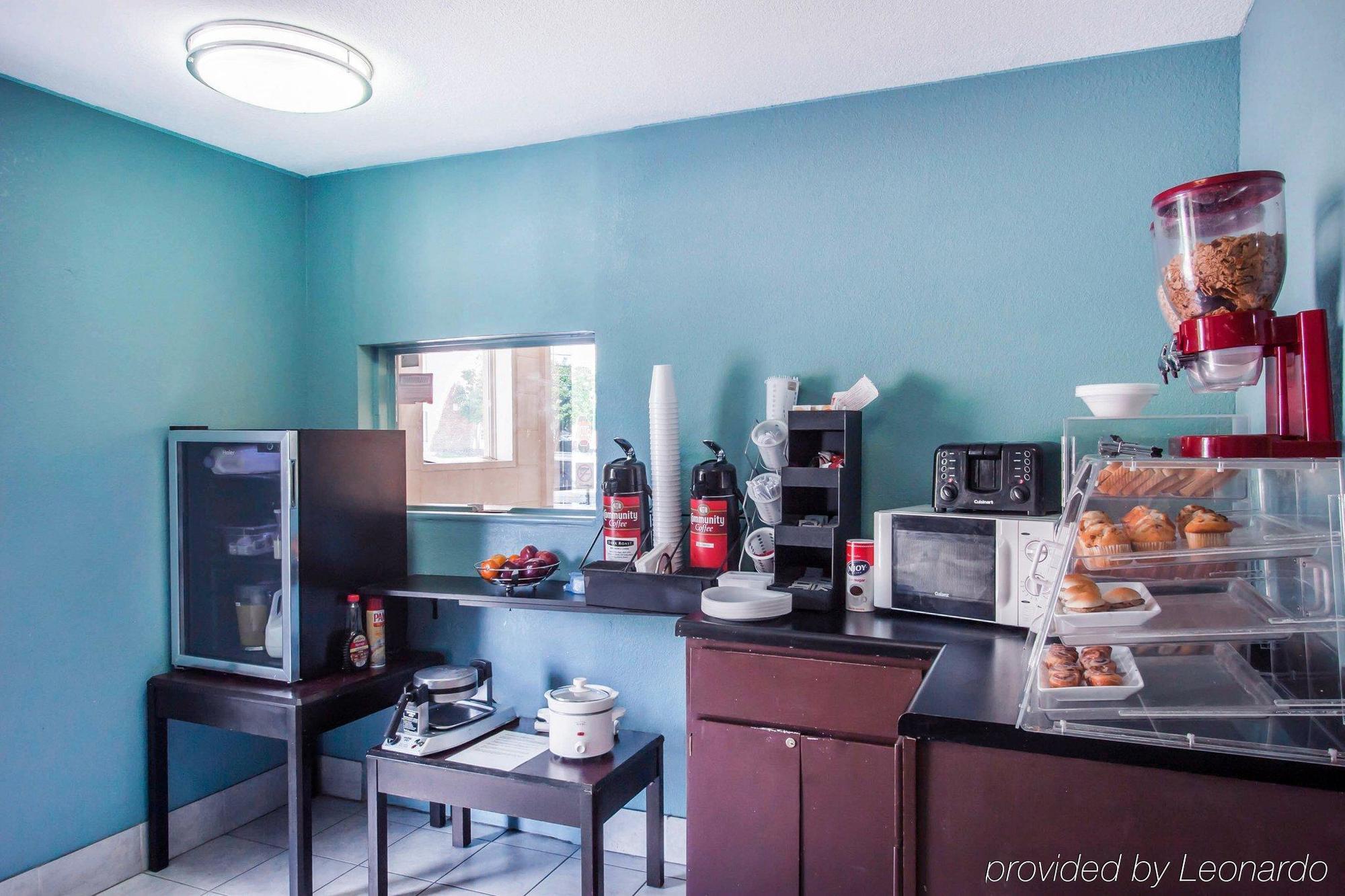 Rodeway Inn Мемфис Экстерьер фото