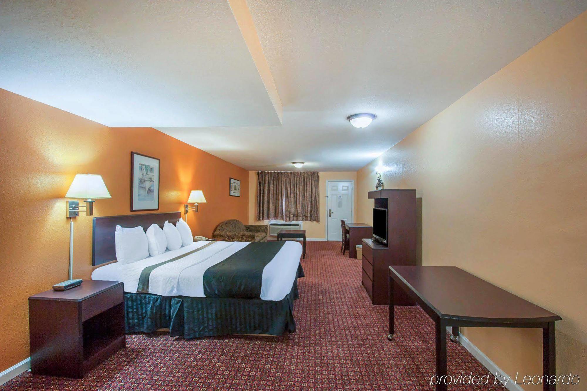 Rodeway Inn Мемфис Экстерьер фото