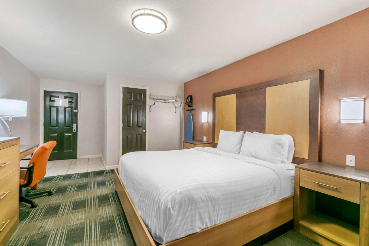 Rodeway Inn Мемфис Экстерьер фото
