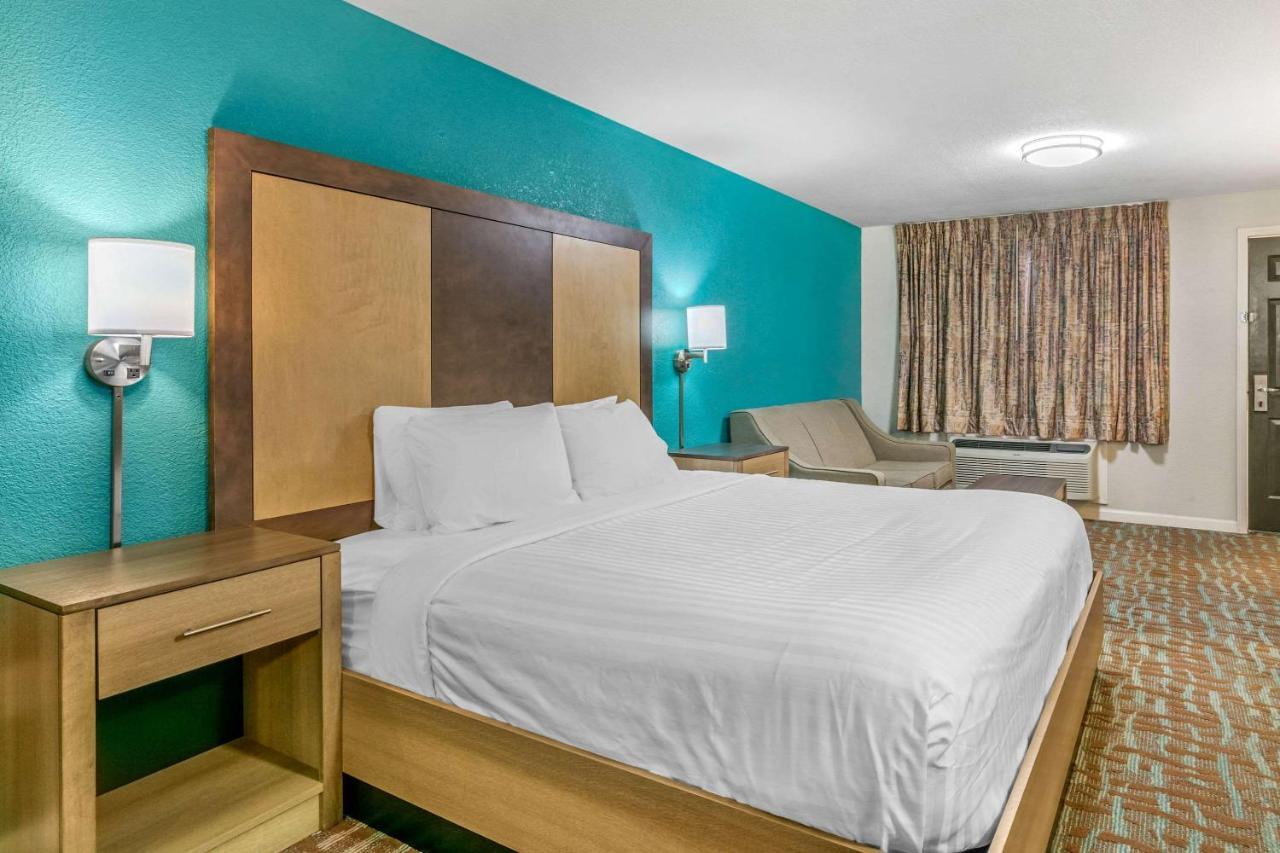 Rodeway Inn Мемфис Экстерьер фото