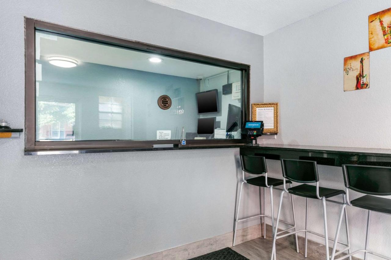 Rodeway Inn Мемфис Экстерьер фото