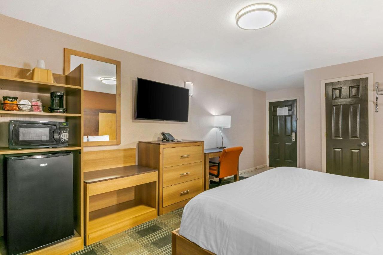 Rodeway Inn Мемфис Экстерьер фото